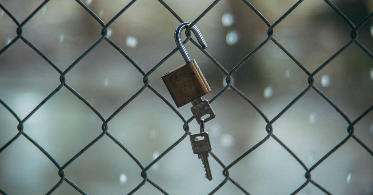 Troubleshooting Common Deadlock Issues in Residential Properties