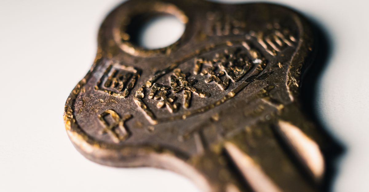 What to Expect During an Emergency Key Replacement Process